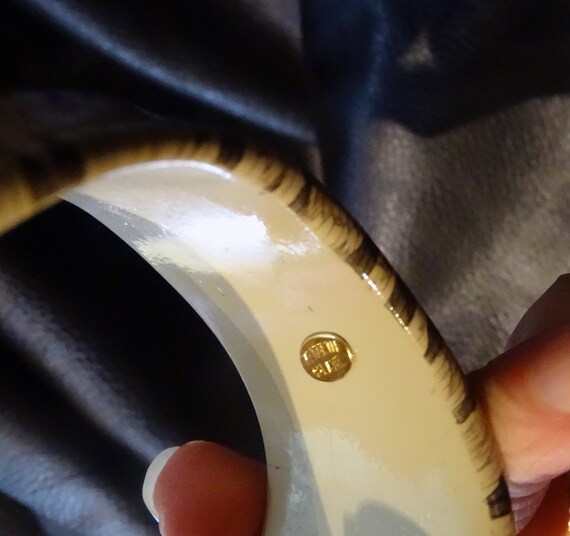 KJL Designer Bangle, Animal Print, Signed Kenneth… - image 10
