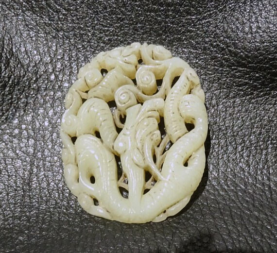 Carved Jade Pendant, Hetian Nephrite, Qing Dynast… - image 3