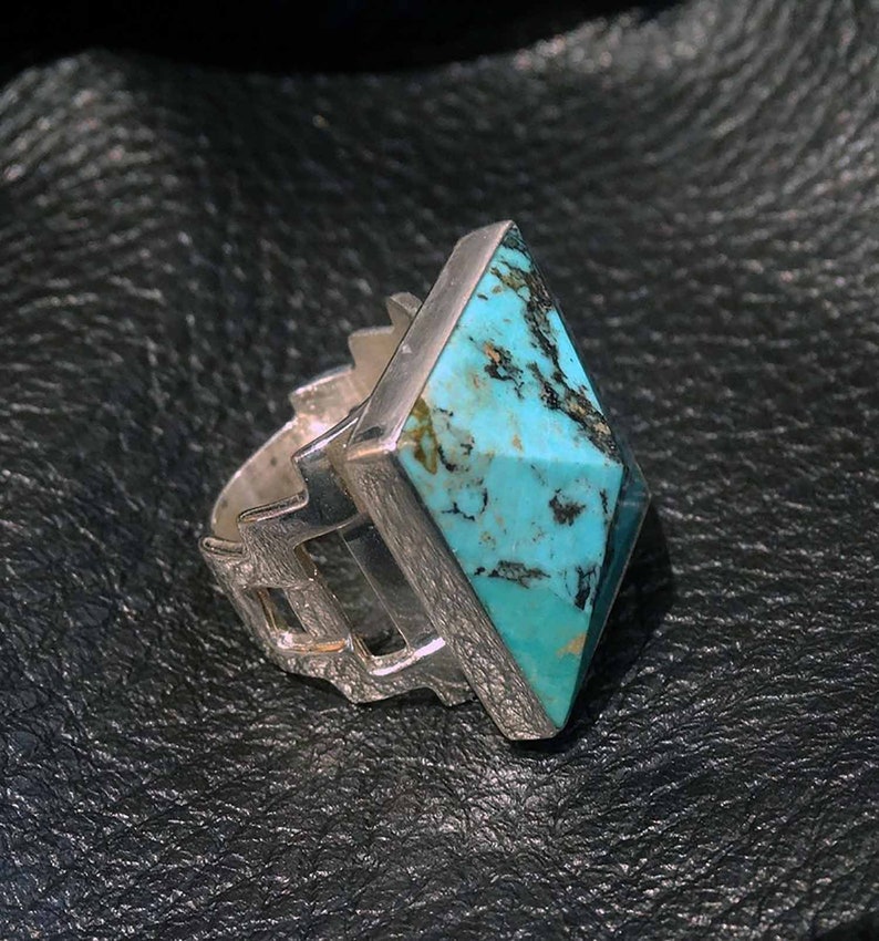 Turquoise Pyramid Ring, Kingman image 4