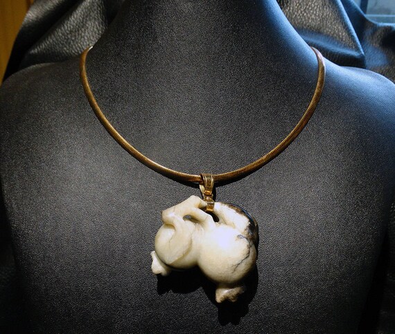 Jade 22K Pendant,  Hetian Nephrite, Qing 1800s - image 2