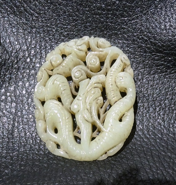 Carved Jade Pendant, Hetian Nephrite, Qing Dynast… - image 8