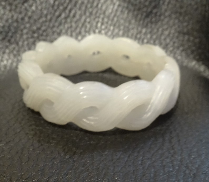 Exquisite Jade Bangle Bracelet, Antique Mutton Fat Hetian Nephrite, Qing 18/19th Century image 6