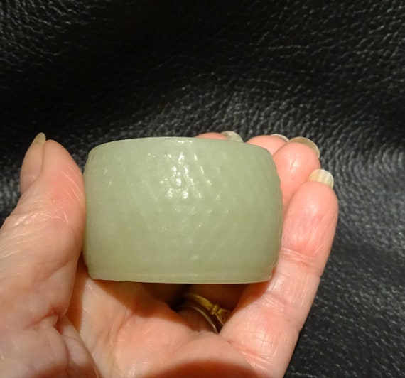 Antique Jade Ring , Hetian Nephrite, Ca 1800s - image 1