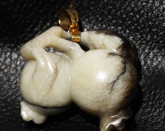 Jade 22K Pendant,  Hetian Nephrite, Qing 1800s