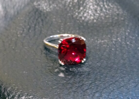 Ruby Solitaire Ring, Vintage Jewelry - image 6