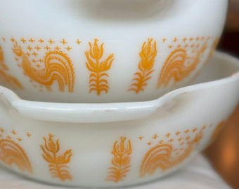 Rare Vintage Pyrex Pumpkin Amish Butterprint #444-4 qt & #443-2 1/2 qt Cinderella Bowls