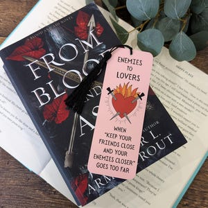Segnalibro da nemici ad amanti / Bookish & Beyond / Segnalibri per i topi di biblioteca che leggono libri fantasy, romantici, romantici piccanti e romantici oscuri