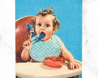 Vintage 1940er Jahre Echtfoto Postkarte Baby im Hochstuhl | Mid-Century Italienische Kinderfotografie | unbenutzter RPPC | Junk Journal Ephemera