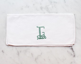 Vintage Napkin Holder – Monogrammed Linen Letter G, Vintage Napkin Holder, Monogrammed Napkin Holder, Letter G Embroidered Napkin Holder