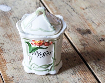 Antique German Pfeffer BOX Pfeffer CONTAINER Pfeffer jar Pfeffer cellar ceramic bowl holder spice jar kitchen utensil decor grandma kitchen