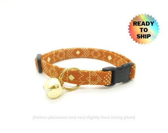 linny cat collar
