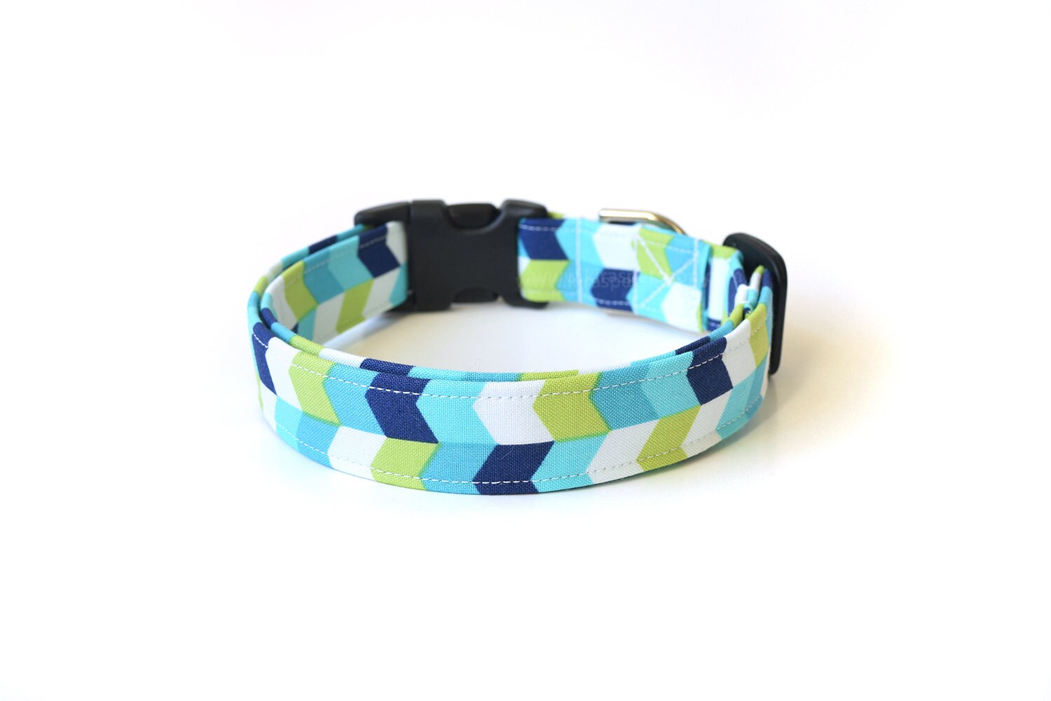 chevron dog collar