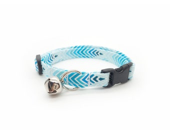 Teal Blue Chevron Cat Collar, Breakaway Cat Collar, Blue Feather Pattern, Cat or Kitten Collar