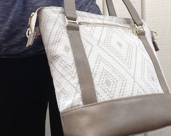 Vegan shoulder purse, Extra padded tablet bag