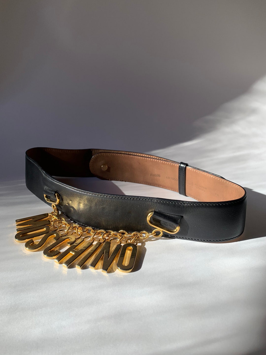Ladies moschino belt 2025