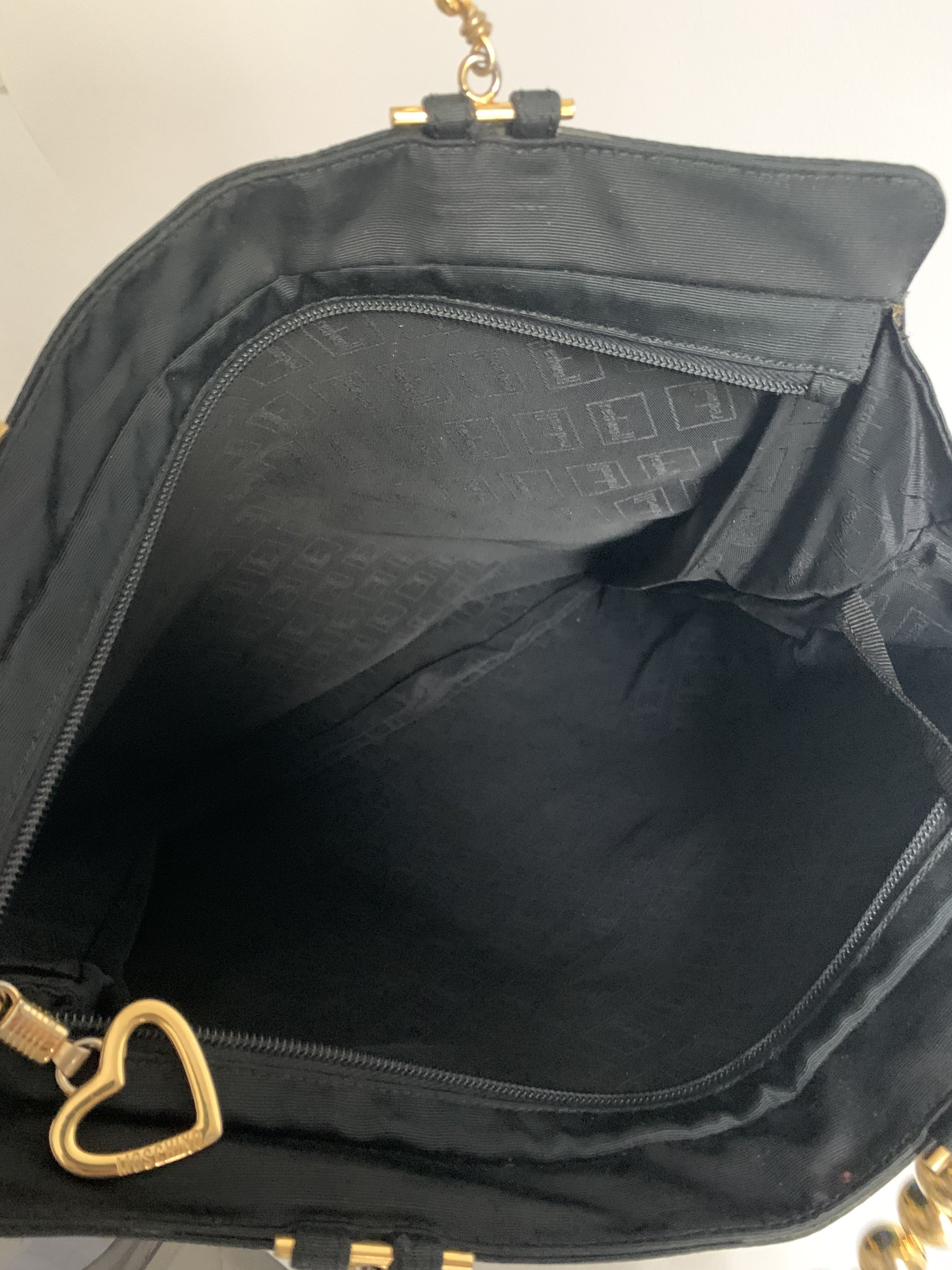 Sac à Bandoulière Moschino Redwall Rose Avec Chaîne Métal Et Détails Strass - Occasion Excellent état (petits Défauts)