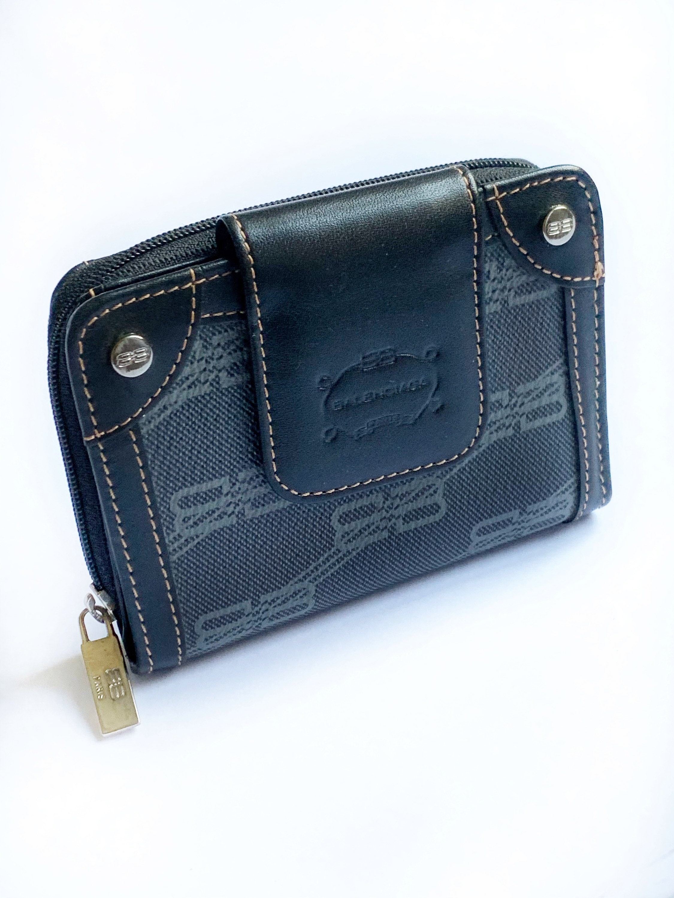 balenciaga bag original price