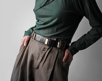 1980s Moschino navy belt, Vintage Moschino by Redwall leather belt, Dark blue leather belt, Gold 28K bullions belt, Italian designer belt,
