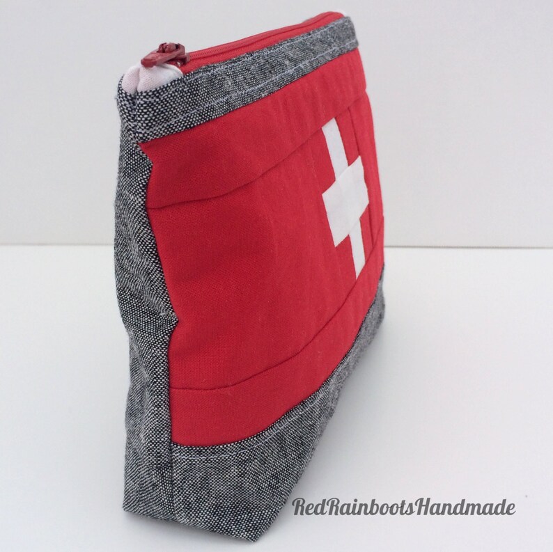 Travel First Aid Pouch PDF PATTERN for a Cute Little Pouch Etsy Canada