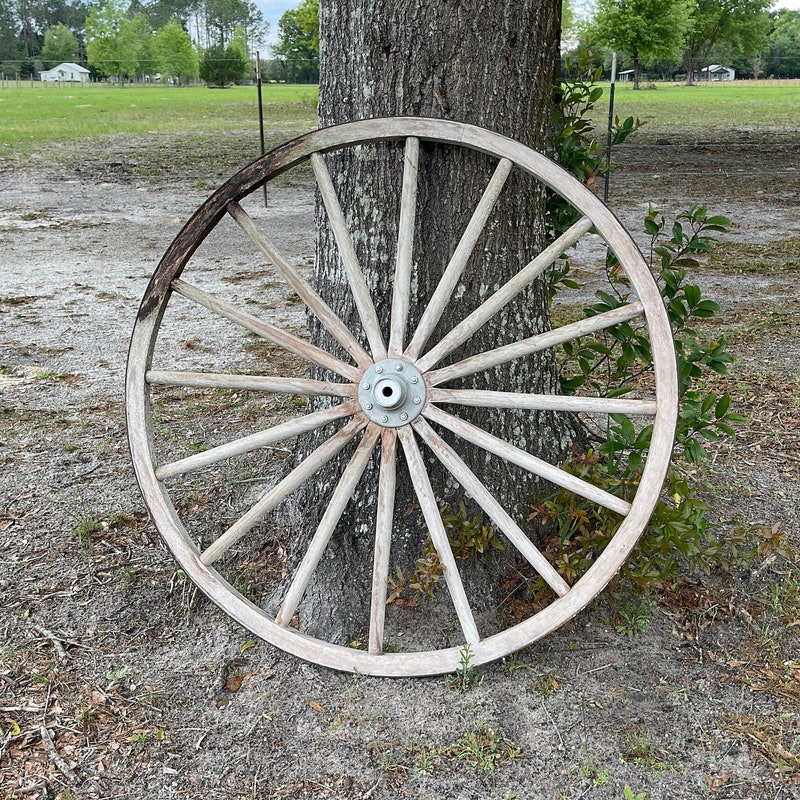 Antique Metal Wagon Wheels - Etsy