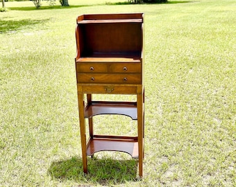 Vintage Secretary Desk, traditional design furniture, bookshelf desk,Nahon furniture NY. small space, tiny house furniture,
