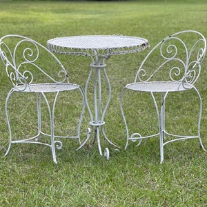 Bistro set,garden furniture, iron table and chairs, ice cream table, patio furniture, vintage metal furniture, outdoor furniture
