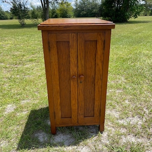 Antique kitchen cabinet, Jelly Cabinet, wood Cabinet, hutch, China cabinet, primitve, white, wood cabinet,Hoosier, farmhouse cabinet