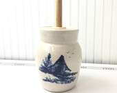 Vintage Butter Churn,pottery Churn, Blue Butter Churn, Rustic Decor, Farmhouse Decor, Primitive Kitchen, Pottery Butter Churn