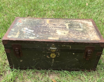 1950s Vintage Industrial Military Foot Locker With Tray