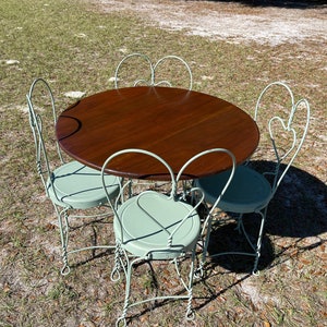 Bistro set, Dinnet set, kitchen table with chairs, Ice cream Parlor Table And Chairs, patio furniture