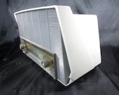 VINTAGE RCA RADIO, Mid Century Radio, Retro Radio, Mid Century Decor, Electronics, Music