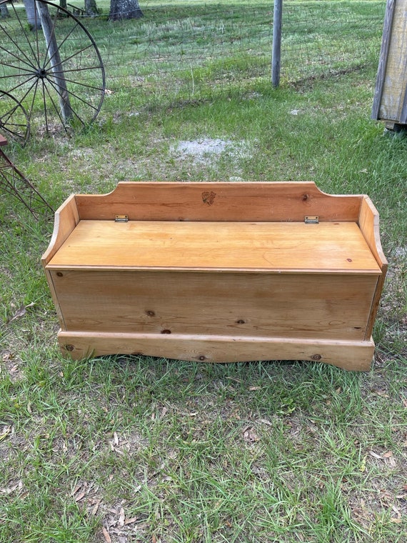 Wood Bench, Blanket Chest, Toy Chest, Wood trunk, furniture, vintage chest, large box, mud room, storage box, Mud Room shoe Box