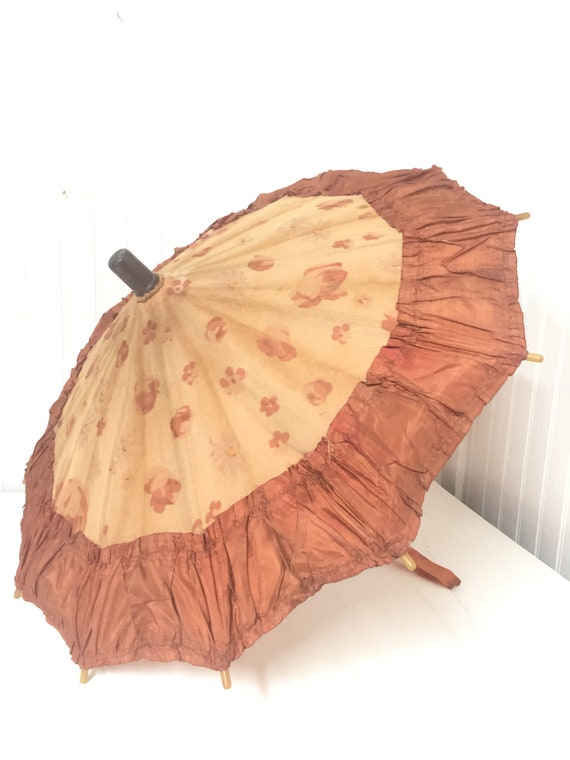 Antique Victorian parasol, silk parasol, umbrella,