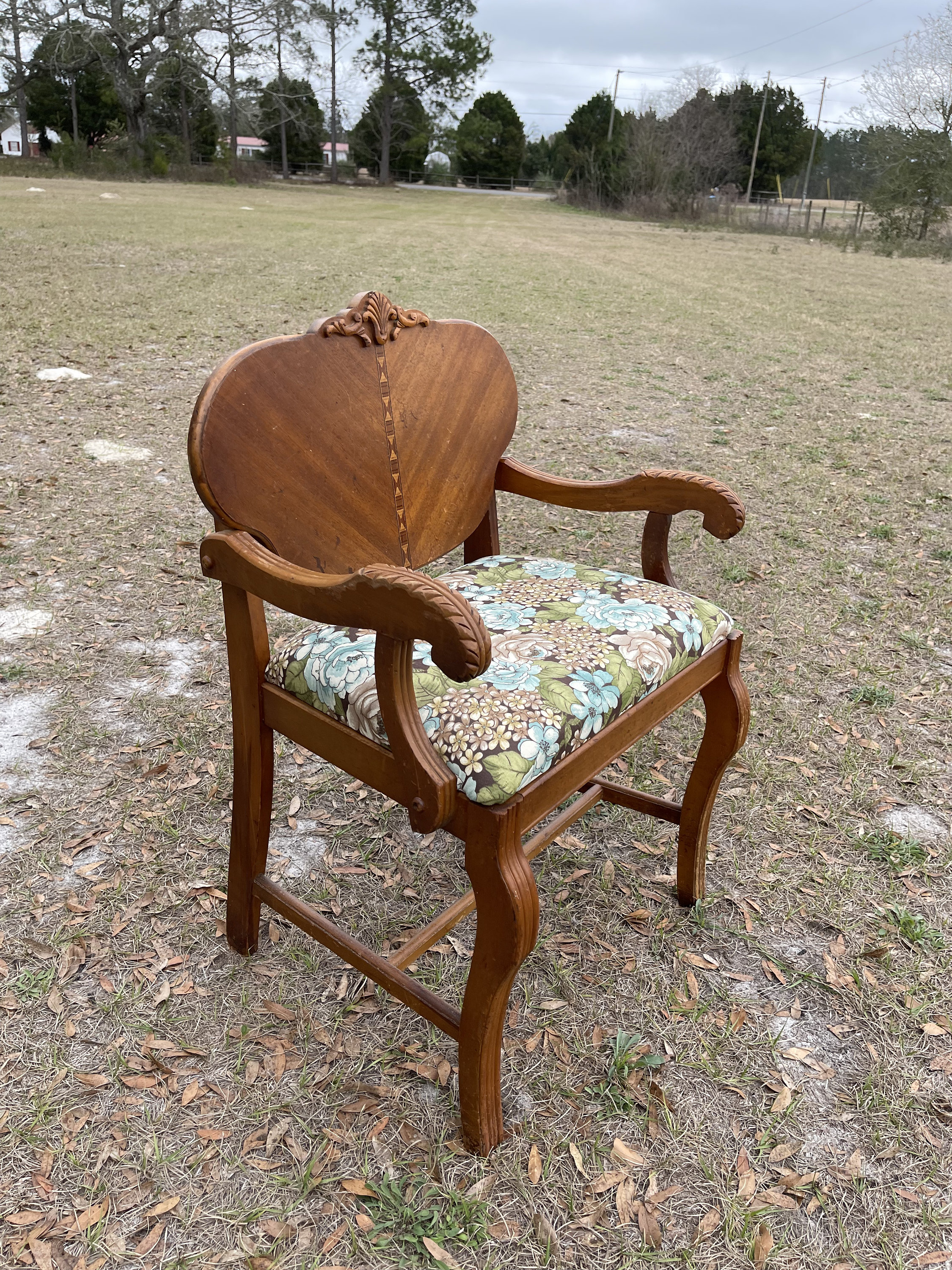 Art deco 2024 vanity chair