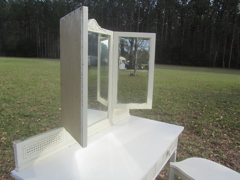 Wood Desk and Stool fixer upper Furniture solid wood Shabby Chic Vanity Dresser mirror and Stool dressing table and stool