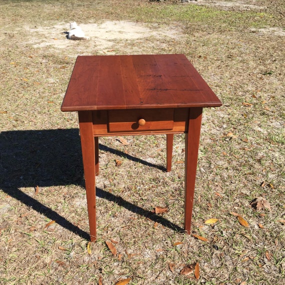Table Shaker Style Wood, Antique Shaker End Table