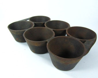 Cast Iron Griswold Muffin Pan, antique iron cookware, iron cupcake pan, vintage cast iron,