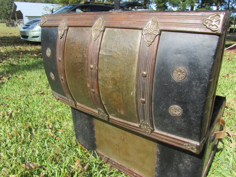 Antique Steamer Trunk Round Top Trunk Chest Storage Box Etsy