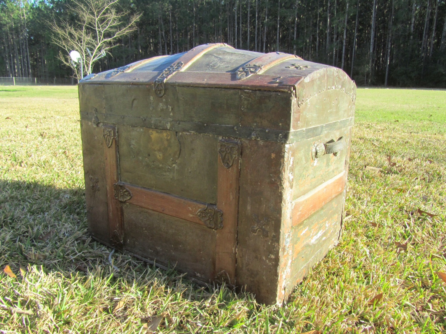 Antique Steamer Trunk Round Top Trunk Chest Storage Box Etsy