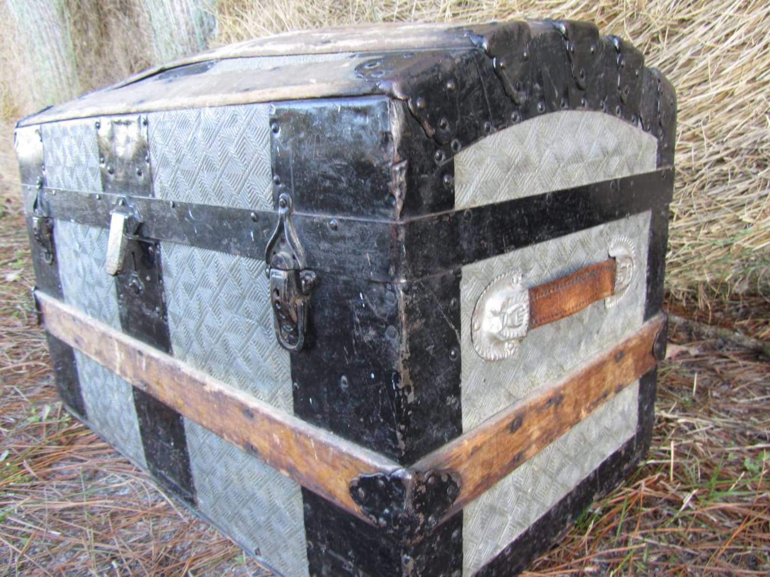 Antique Round Top Trunk Steamer Trunk Chest Storage Box Etsy
