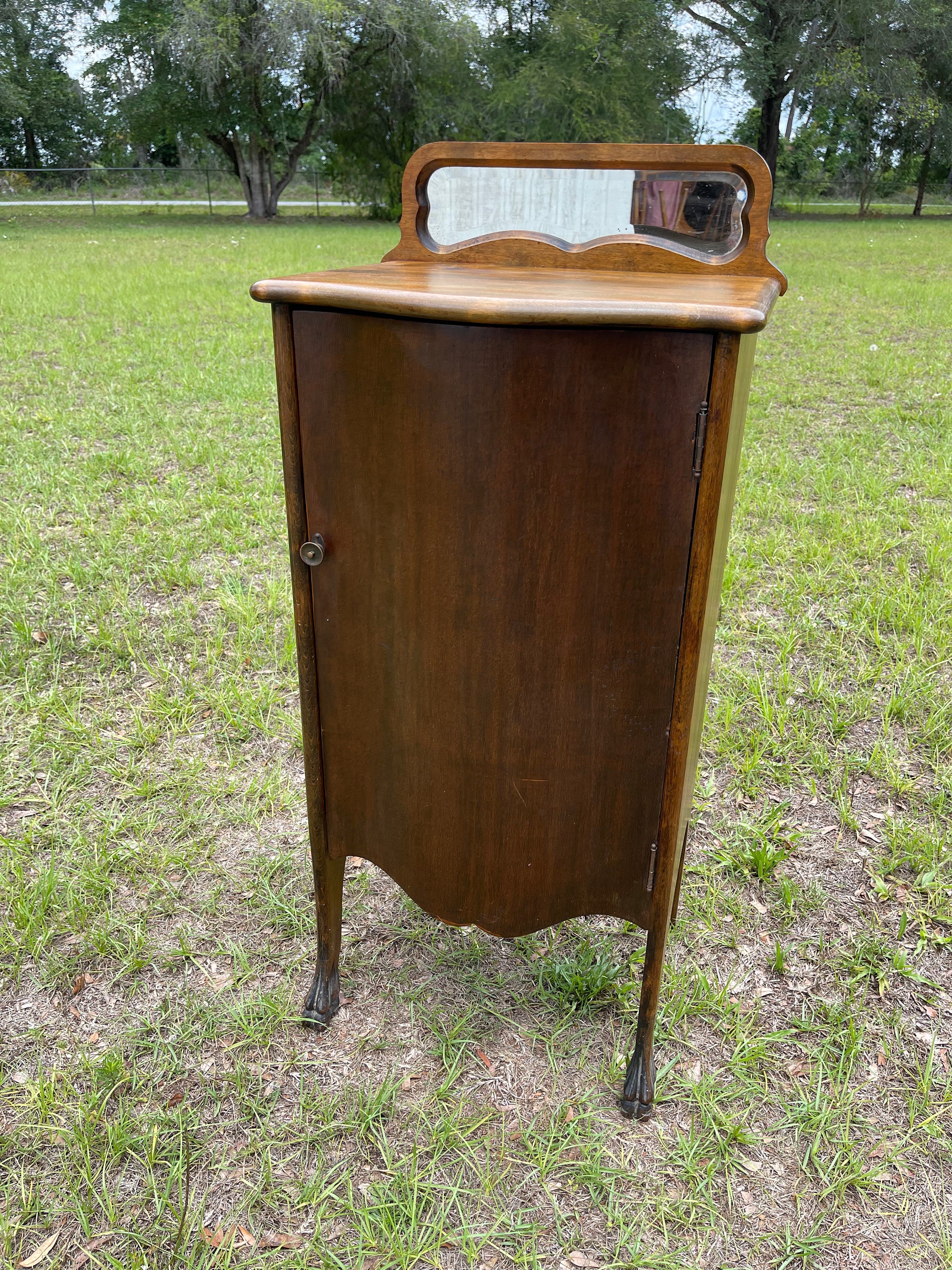 英国アンティーク　Fyne Ladye music cabinet オーク材 il_fullxfull.4972922051_3he5.jpg