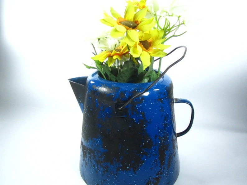 blue enamelware Vintage kettle,tea kettle enamel tea pot,farmhouse decor ENAMEL COFFEE POT