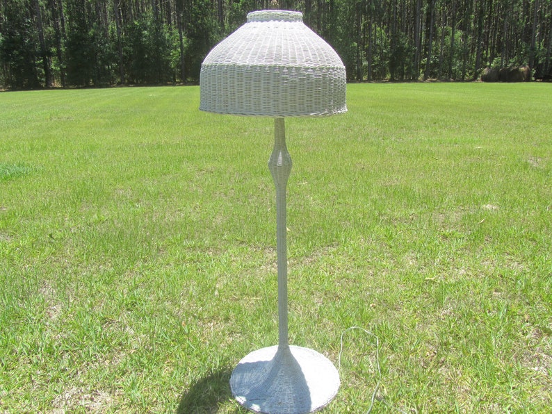 Wicker Floor Lamp Mid Century Decor Shade Vintage Image 0