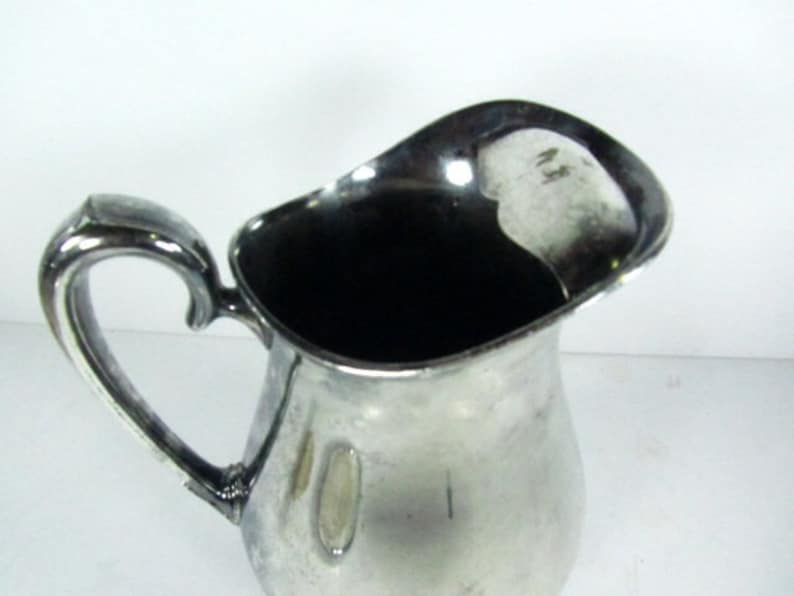 Silver water pitcher, water pitcher, jug, Henley silver, Oneida, serving, pitcher,entertaining image 2