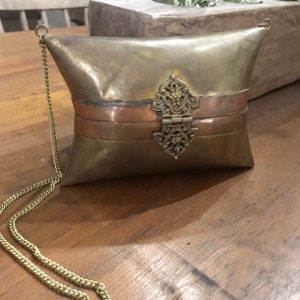 Vintage purse, mini purse, India purse, metal purse, brass purse, brass accessories, fashion accessories, brass jewelry, ornate purse image 8