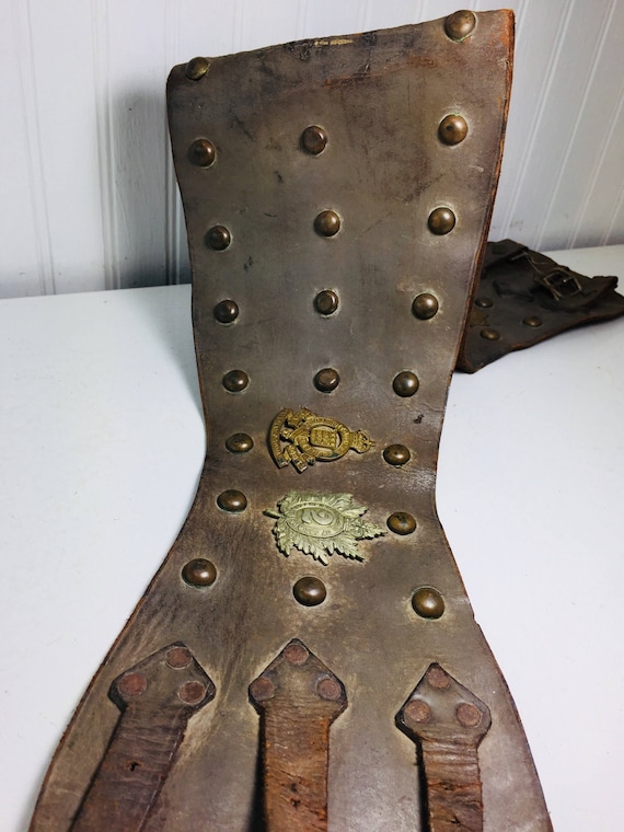 Antique belt, leather belt, royal corps Canadian o