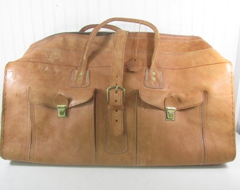 Vintage travel bag, leather bag, leather suitcase, vintage luggage, leather weekender,  carry on bag, Italian leather, duffle bag, suitcase,