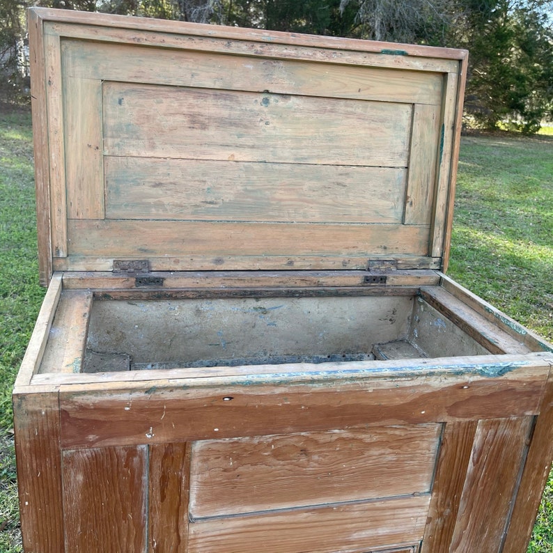 Antique large Ice Box, Pine Ice Box, tin lined ice box, Farmhouse Decor, Unique TV stand, home bar cabinet, wood cooler, rustic primitive image 5
