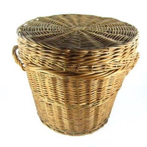 Wicker hamper,Basket, wicker basket, vegetable basket, round basket, medium basket, fruit basket, image 2