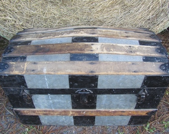 Antique Round Top Trunk, Steamer Trunk, chest, storage box, wood trunk, pirate trunk, treasure chest, trunk
